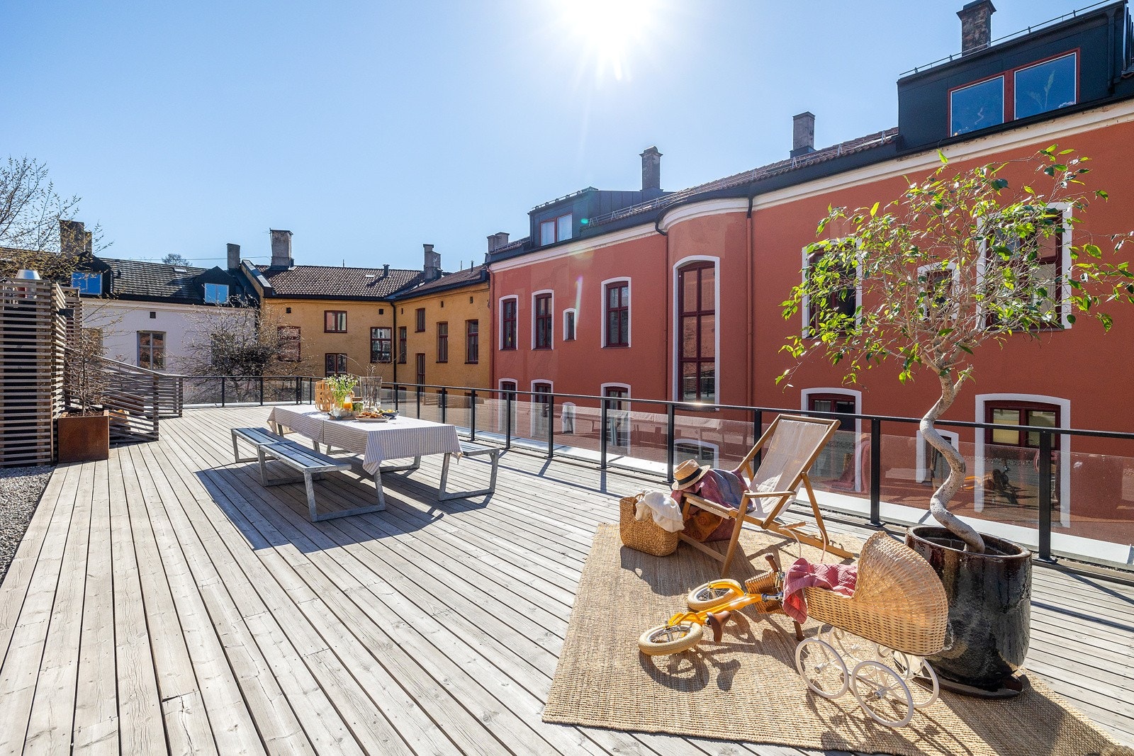 Guri Leinæs v/PrivatMegleren Aksept har gleden av å presentere Seilduksgata 27B! Galleribilde