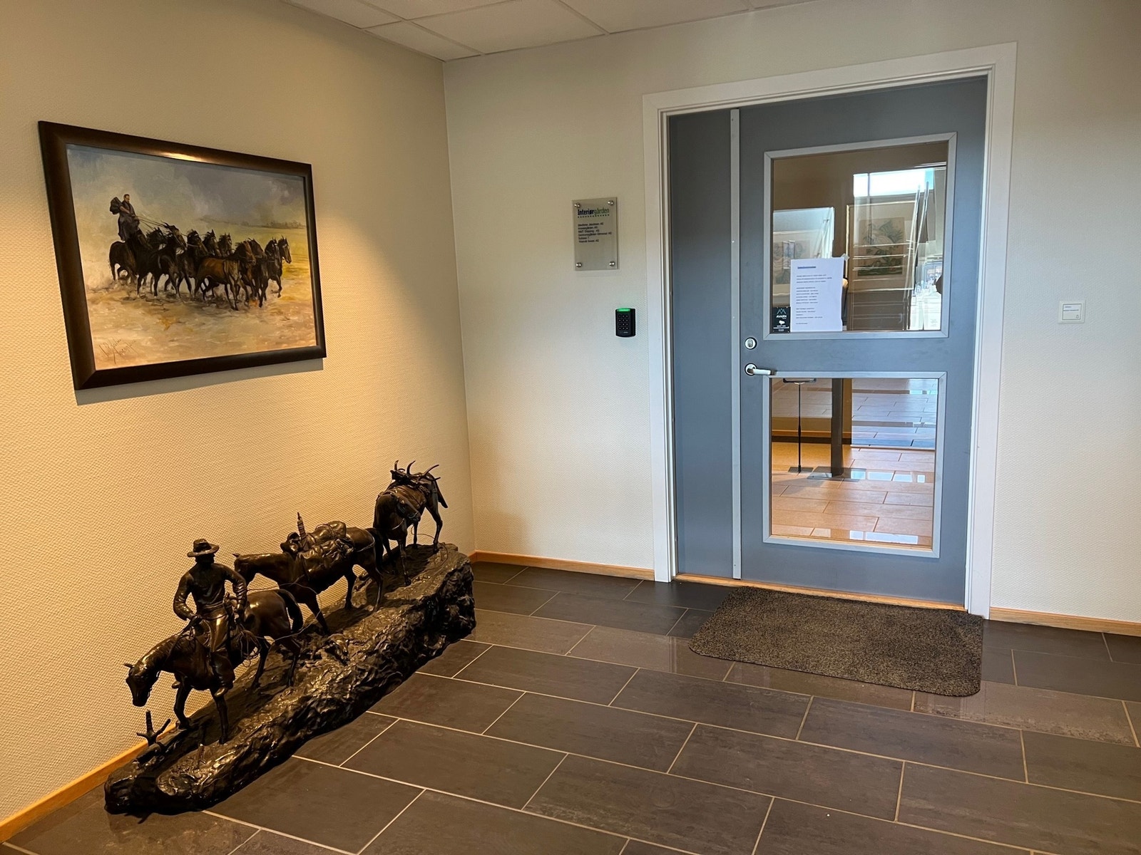 Inngang kontorer Galleribilde