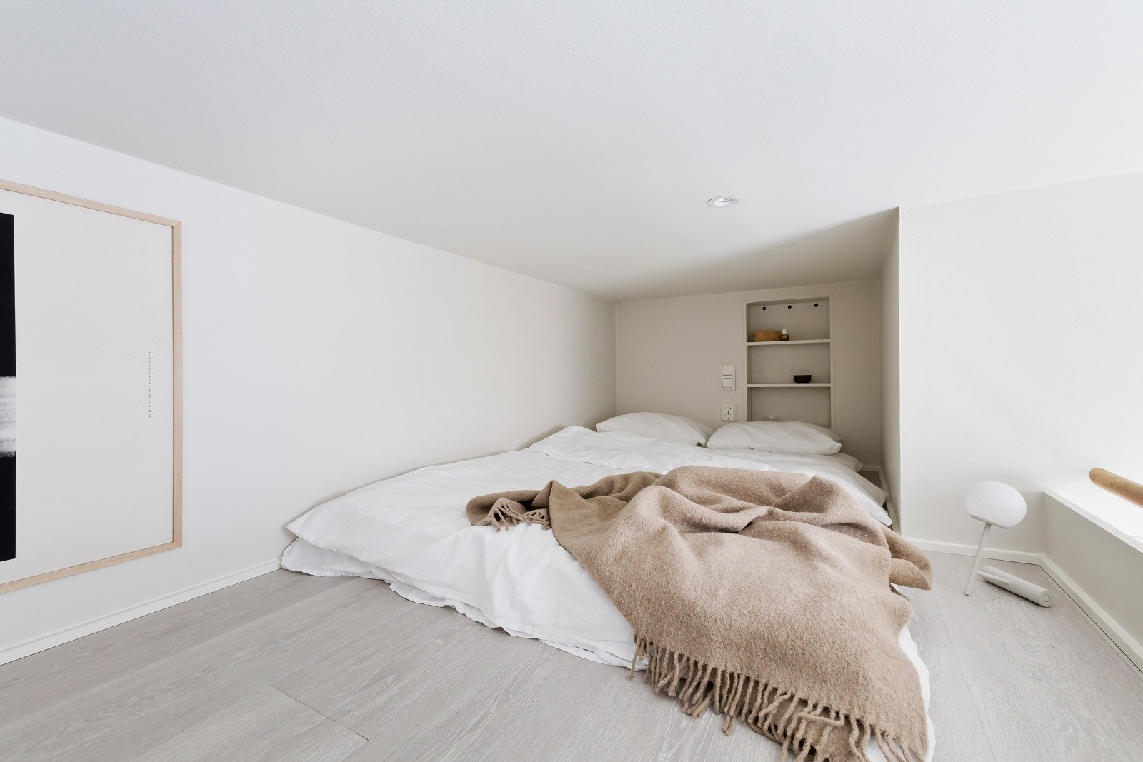 Hemsen er målt til ca 5 kvm gulvareal. Galleribilde