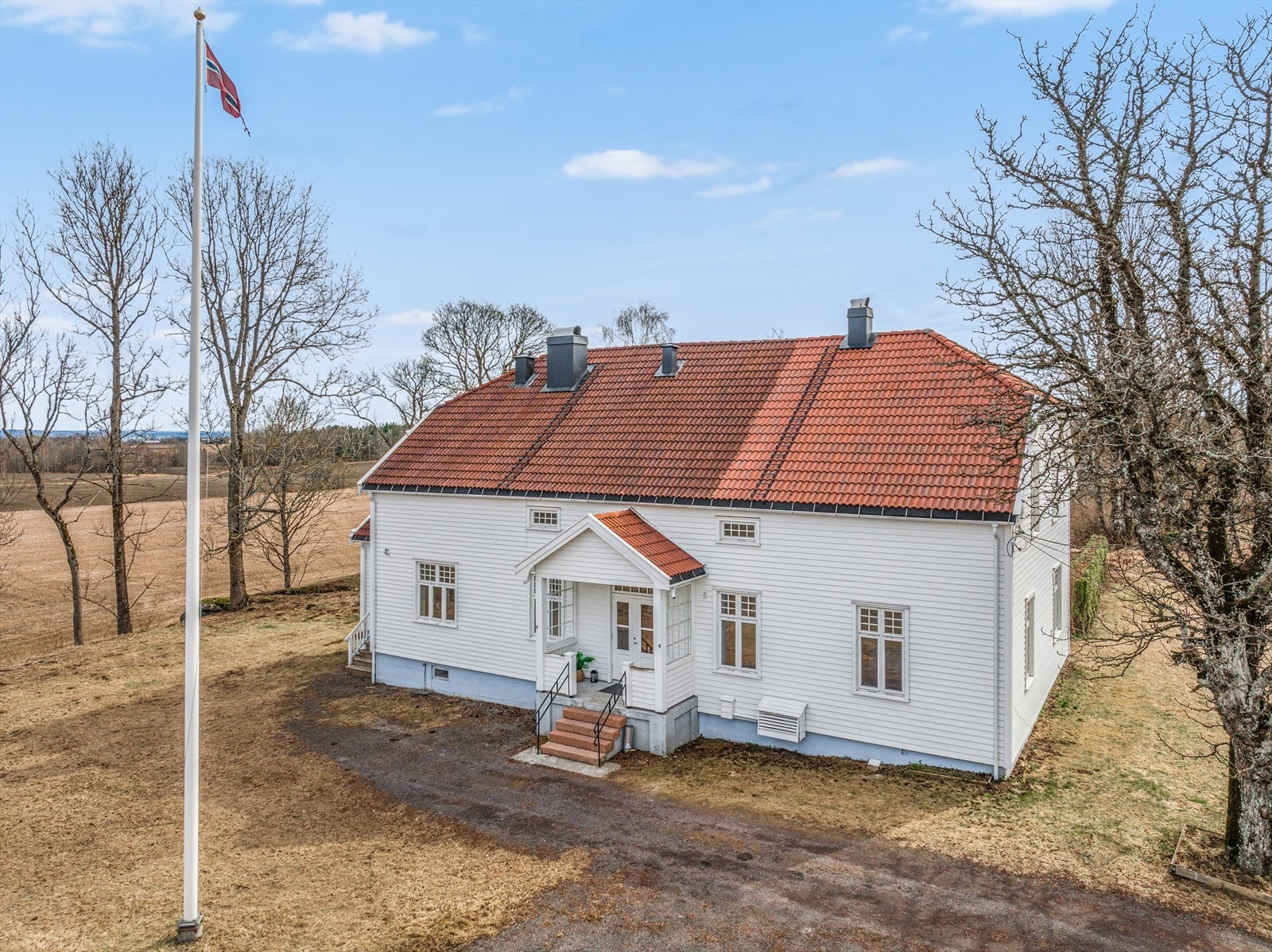 Fasade fra inngangsiden Galleribilde