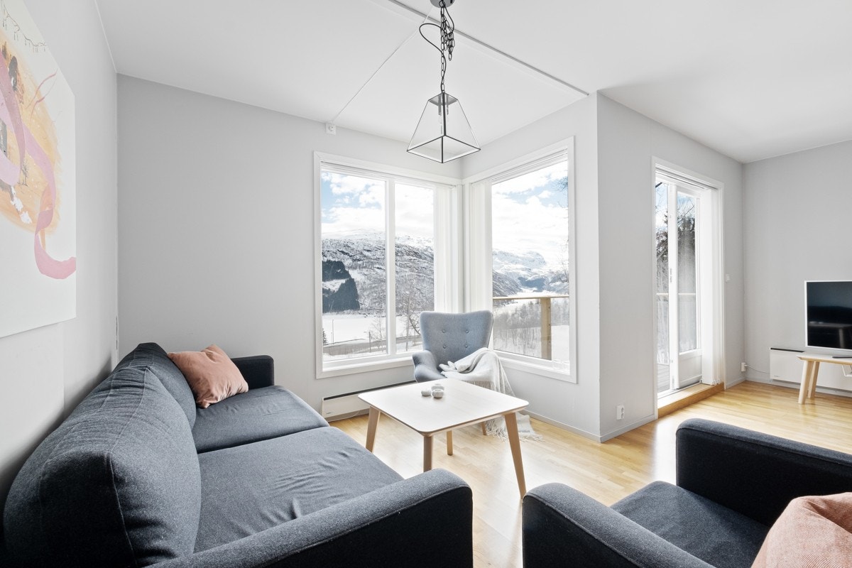 EIE eiendomsmegling v/ Mats Lundal presenterer Håra 35! Galleribilde