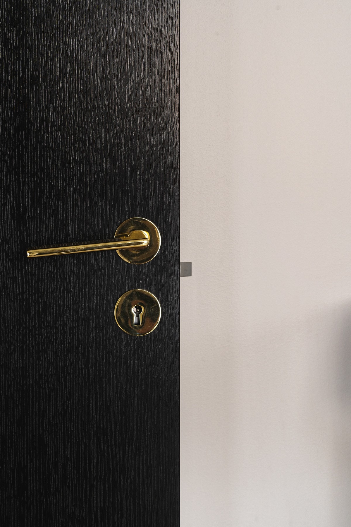 Påkostet og rålekker toppleilighet fra 2021 beliggende midt i hjertet av Tromsø sentrum med gåavstand til alt! Galleribilde