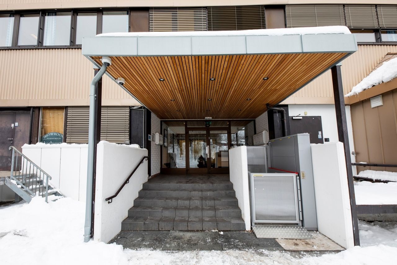 Inngangasparti til kontorene Galleribilde