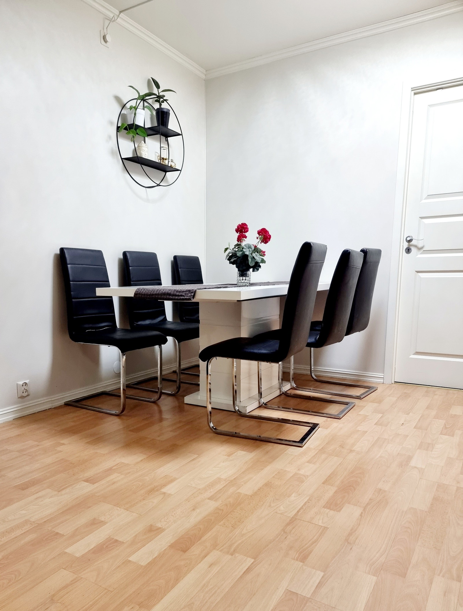 Spisebord Galleribilde