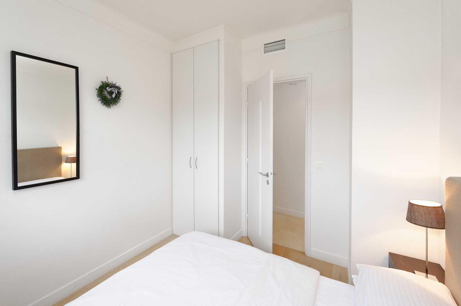 Midtre soverom Galleribilde