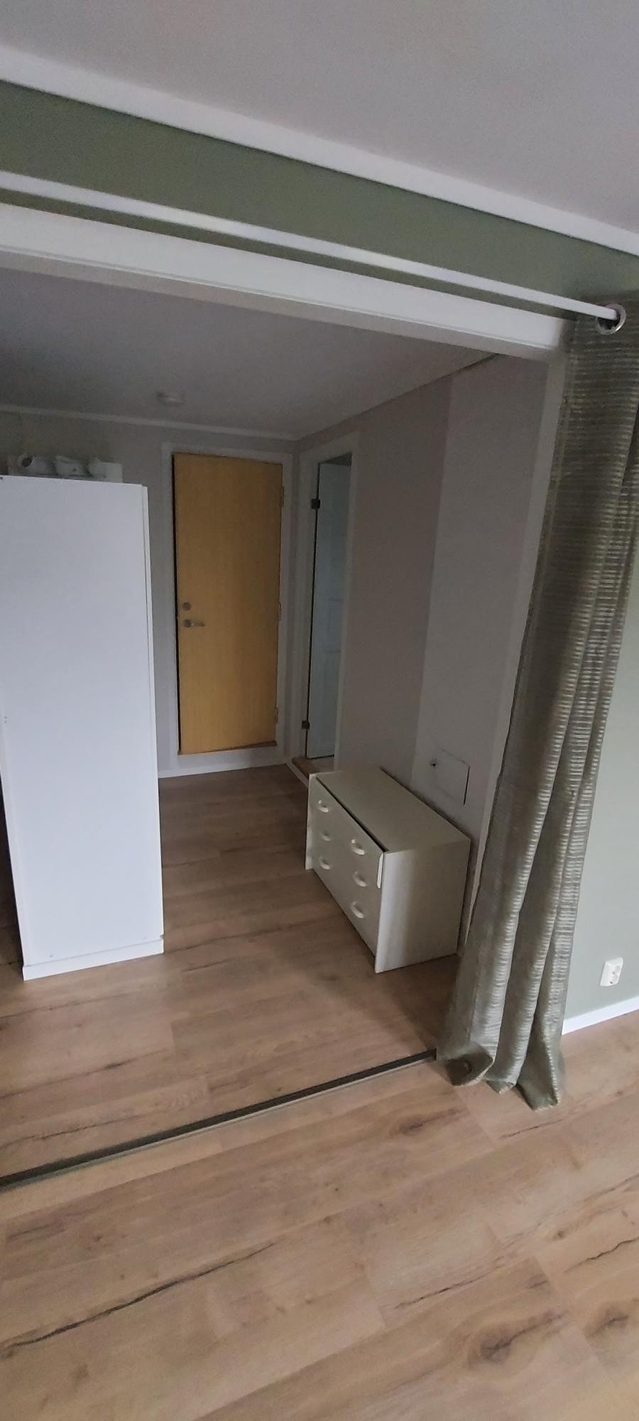 Mot kjøkken Galleribilde