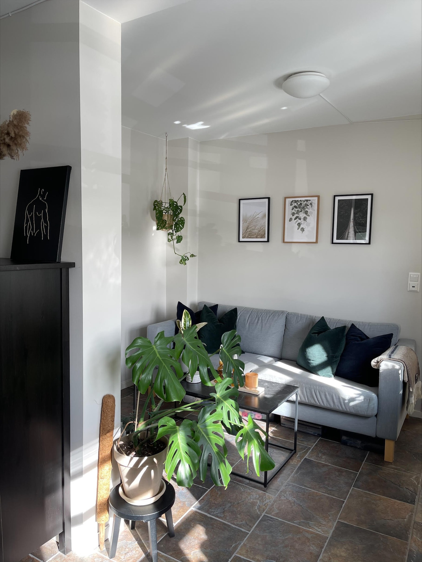 soverom 20m2 har plass til egen sofakrok Galleribilde