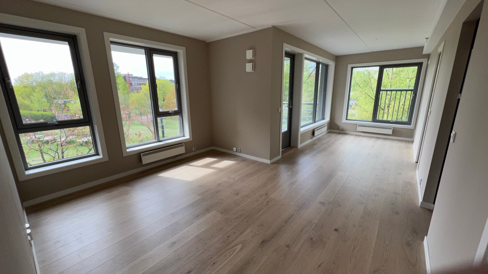 Stue/spisestue Galleribilde