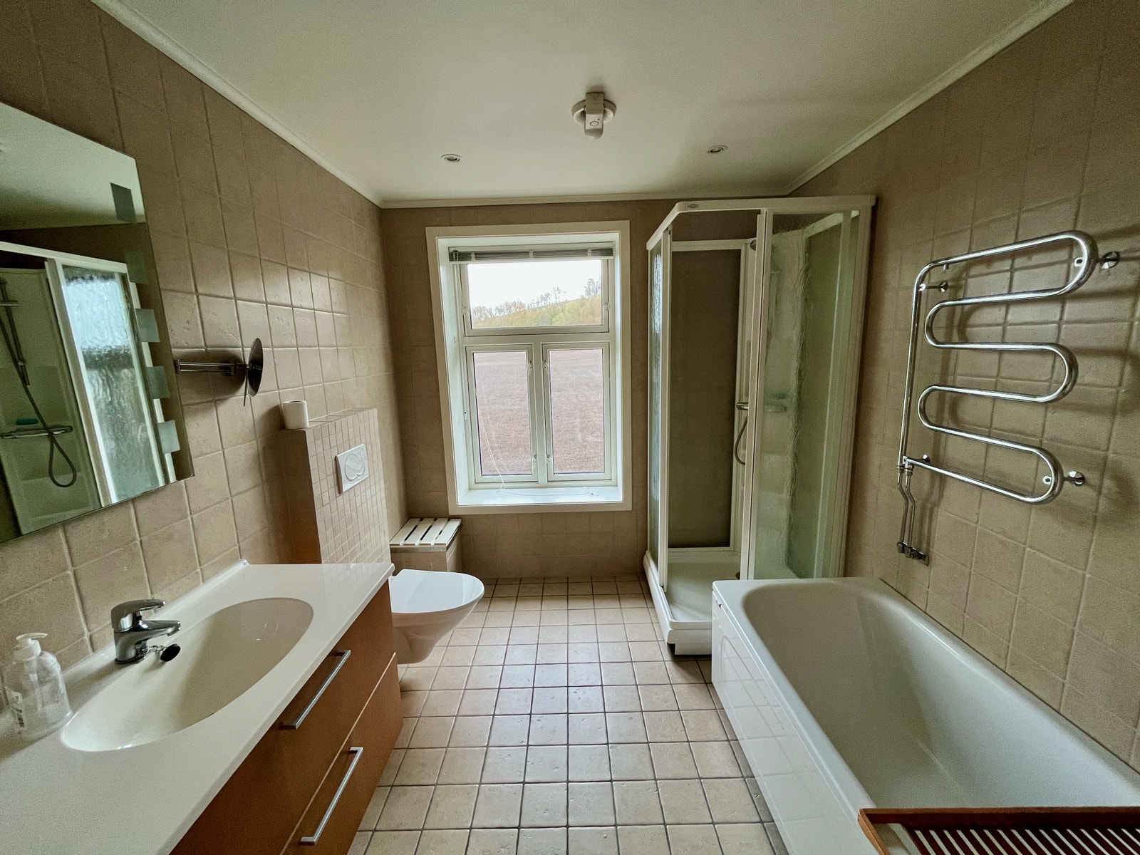 Bad i 2.etasje Galleribilde