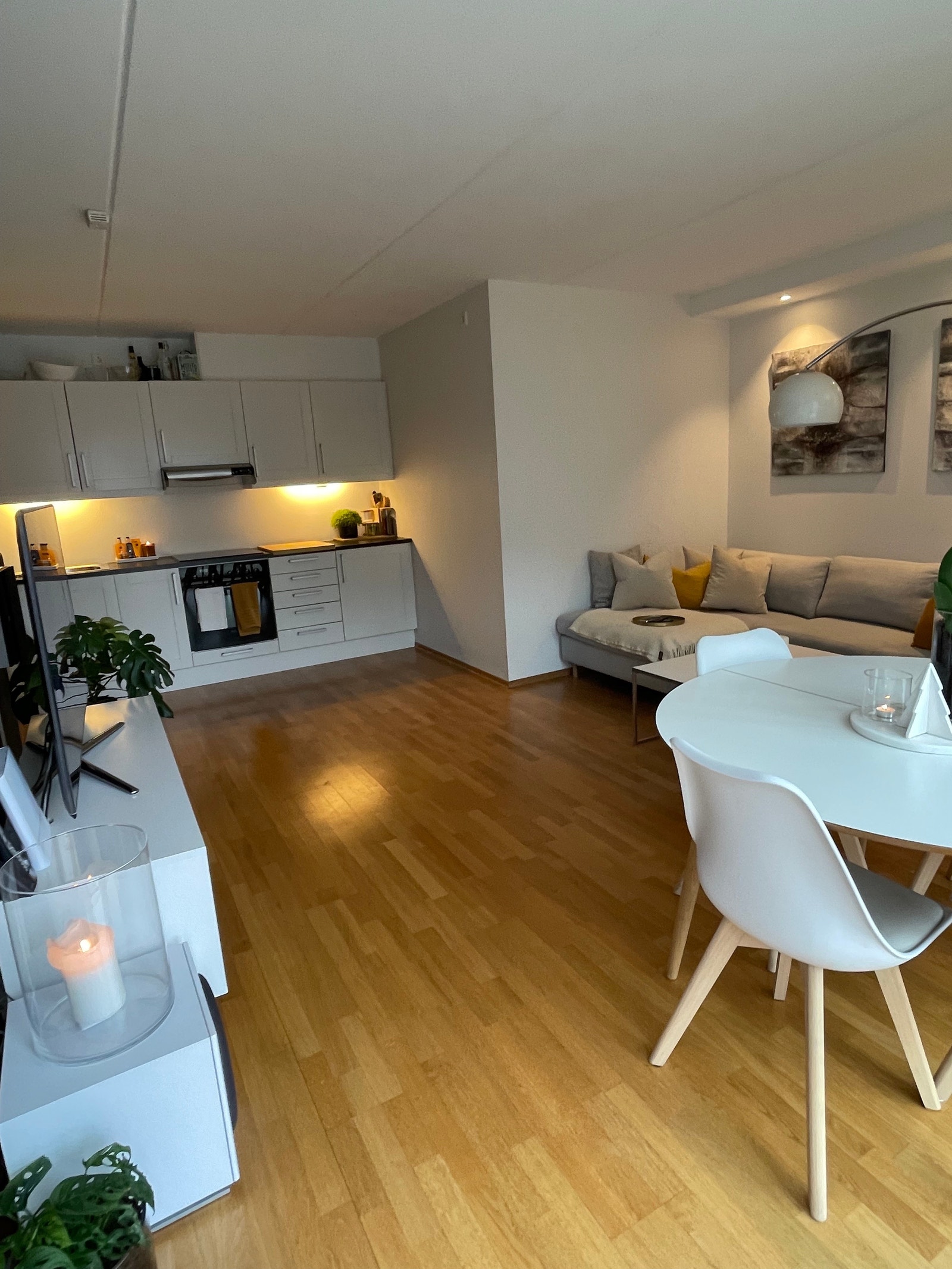 Sett fra gjesterom/balkong. Galleribilde