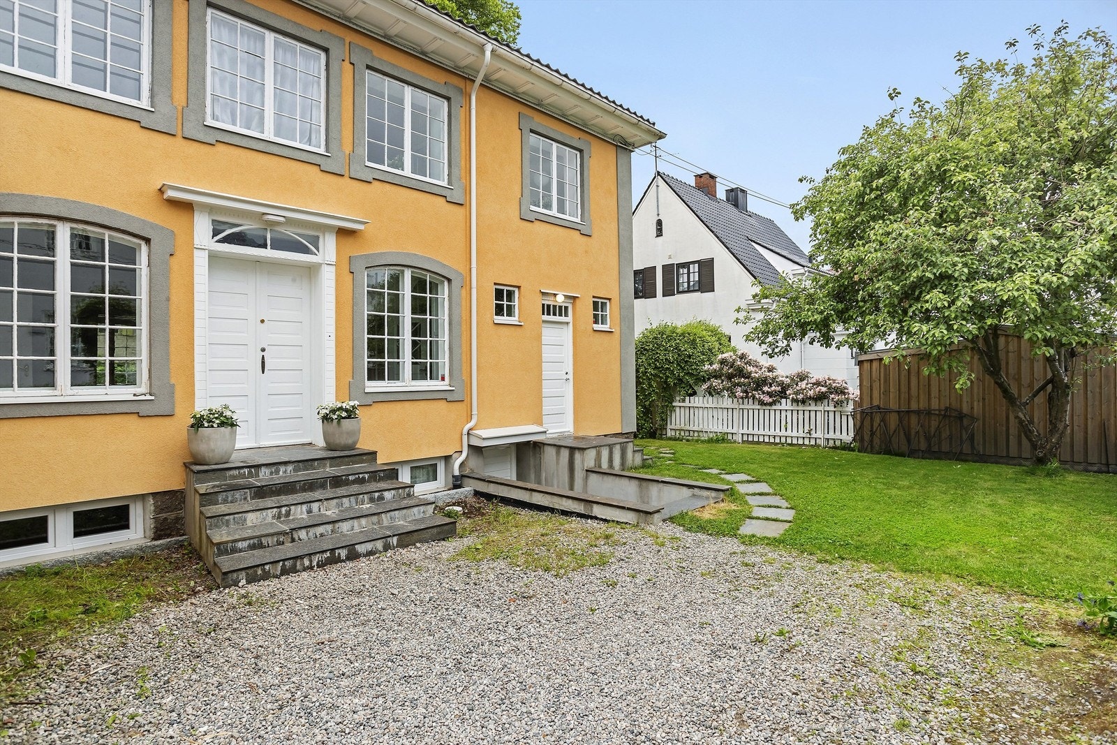 Inngangsparti Galleribilde