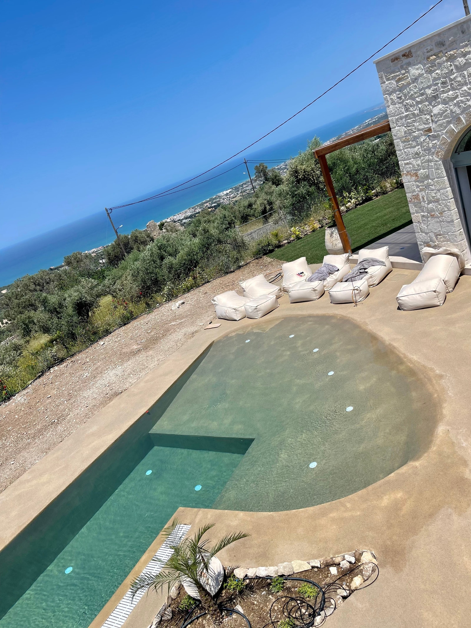 Bassenget sett ovenfra Galleribilde