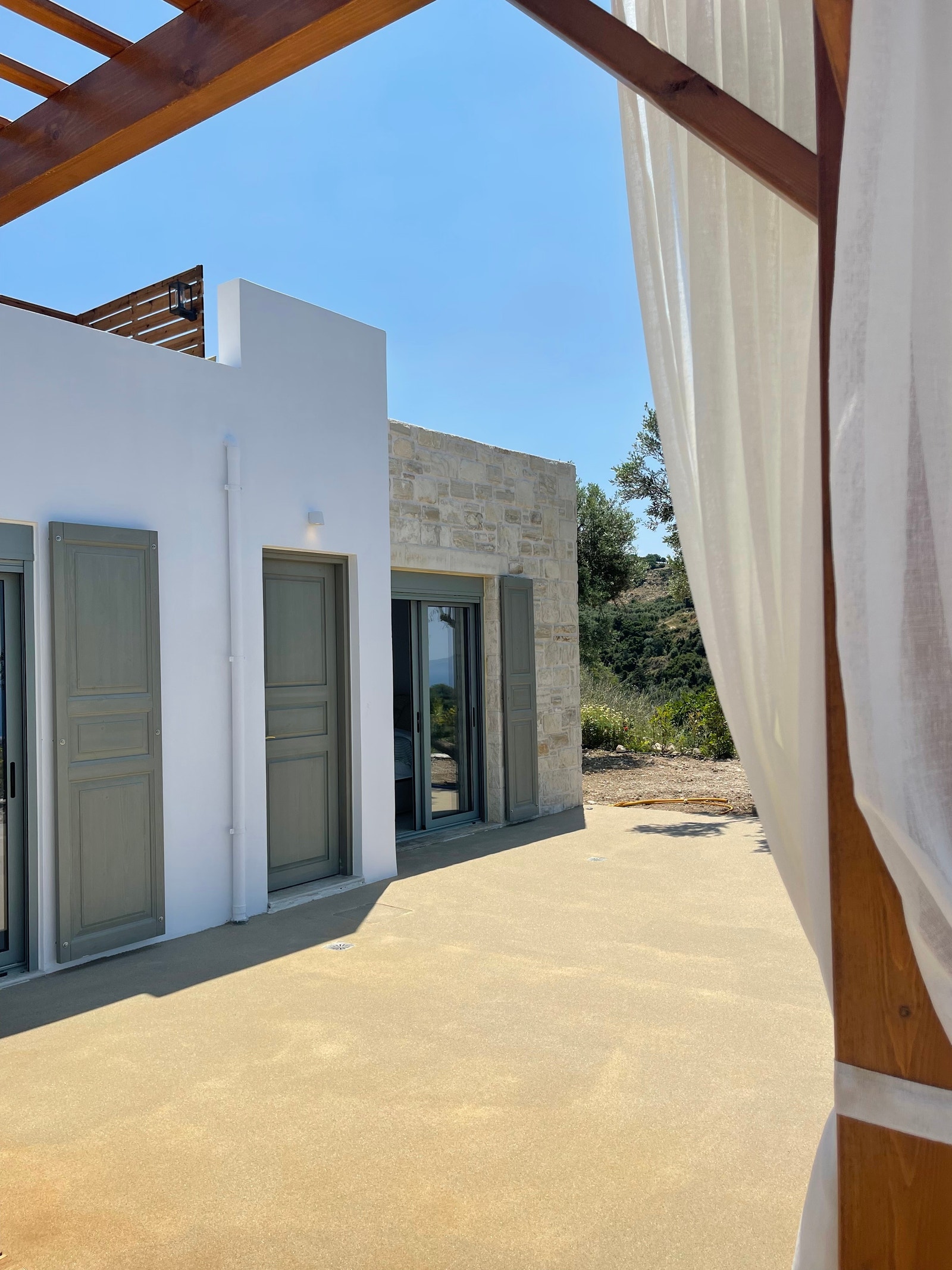 Et av gjestehusene Galleribilde