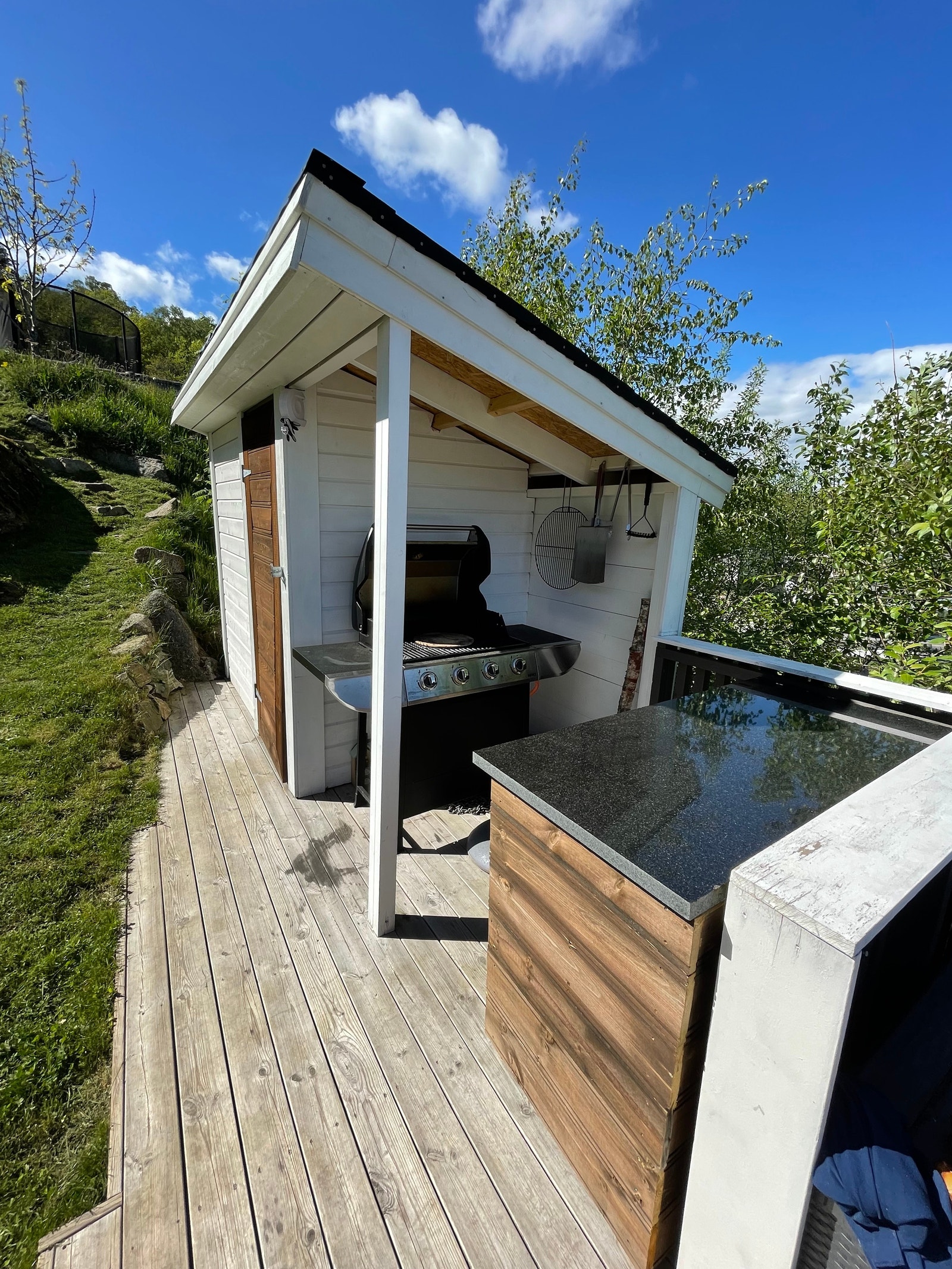 Utekjøkken og gassgrill Galleribilde