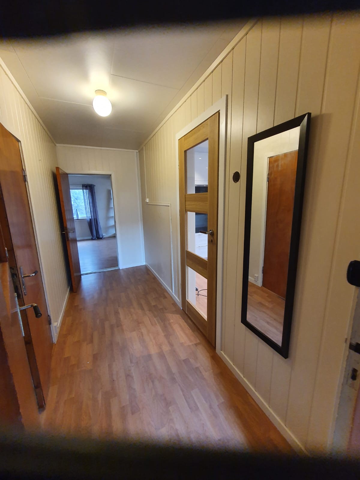 Gang første etasje Galleribilde