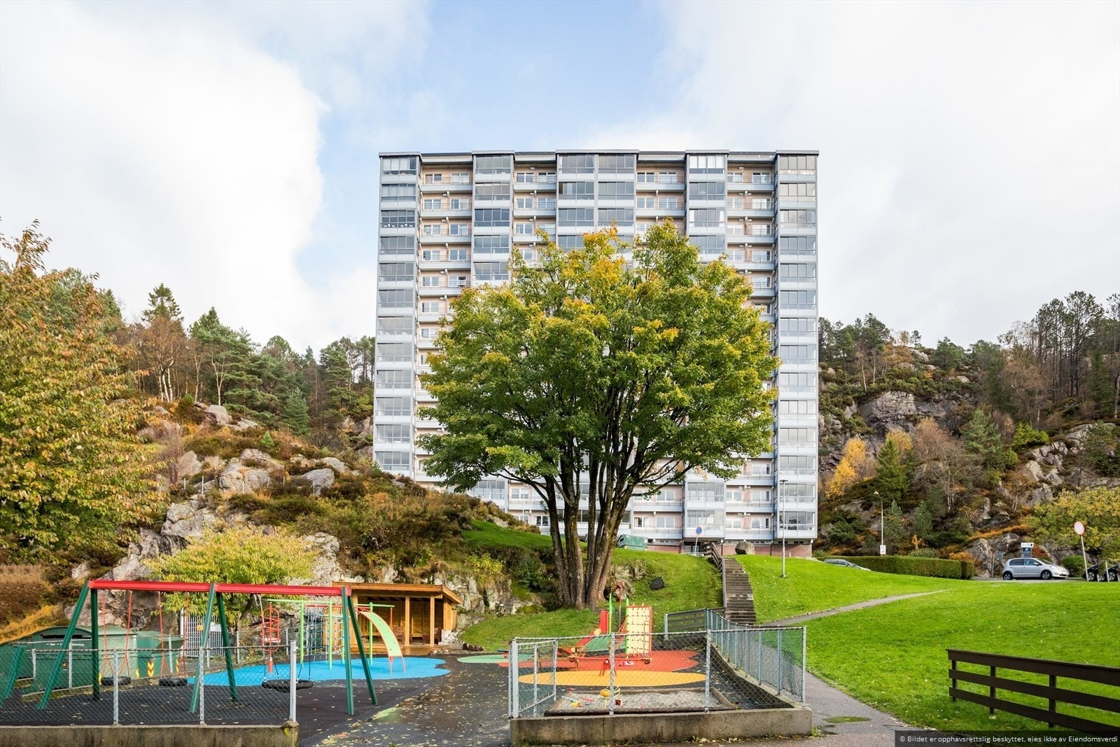 4-roms i høy 1.etg, ligger som endeleilighet Galleribilde