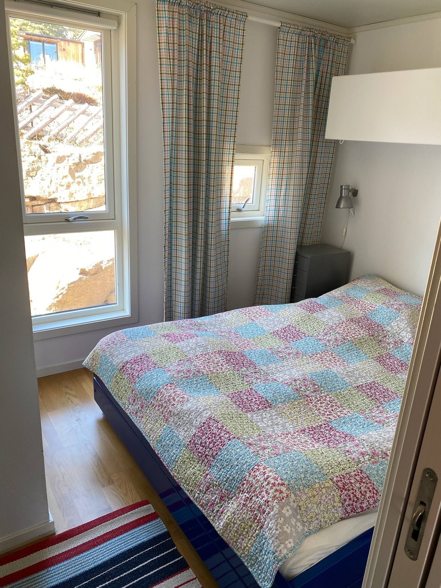 Soverom med dobbeltseng Galleribilde