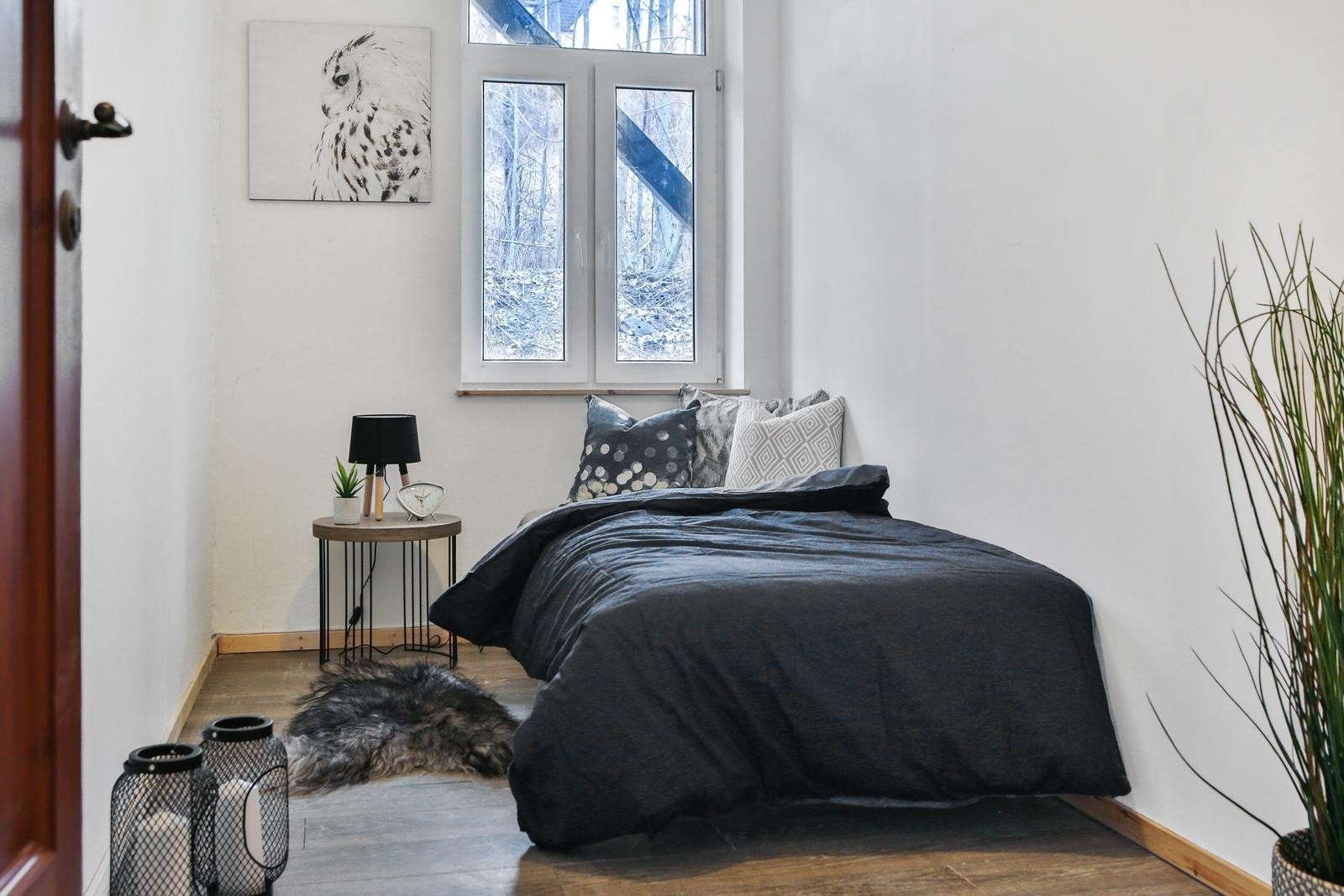 Leiligheten innehar 5 soverom på ca. samme størrelse, som gjør at man kan bo 5 gode venner sammen. Galleribilde