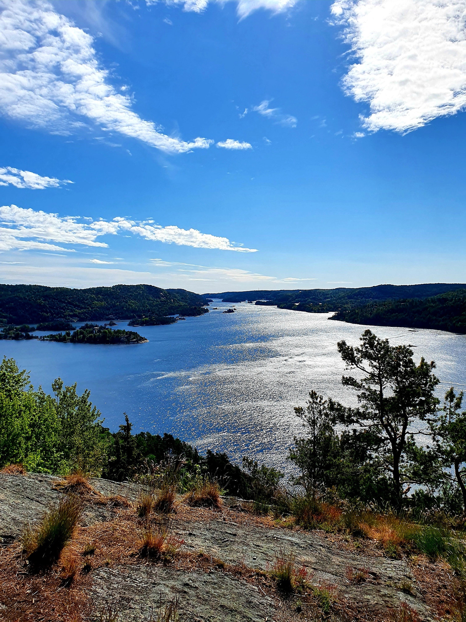Loftshei Gapahuk, tursti i nærheten. Galleribilde