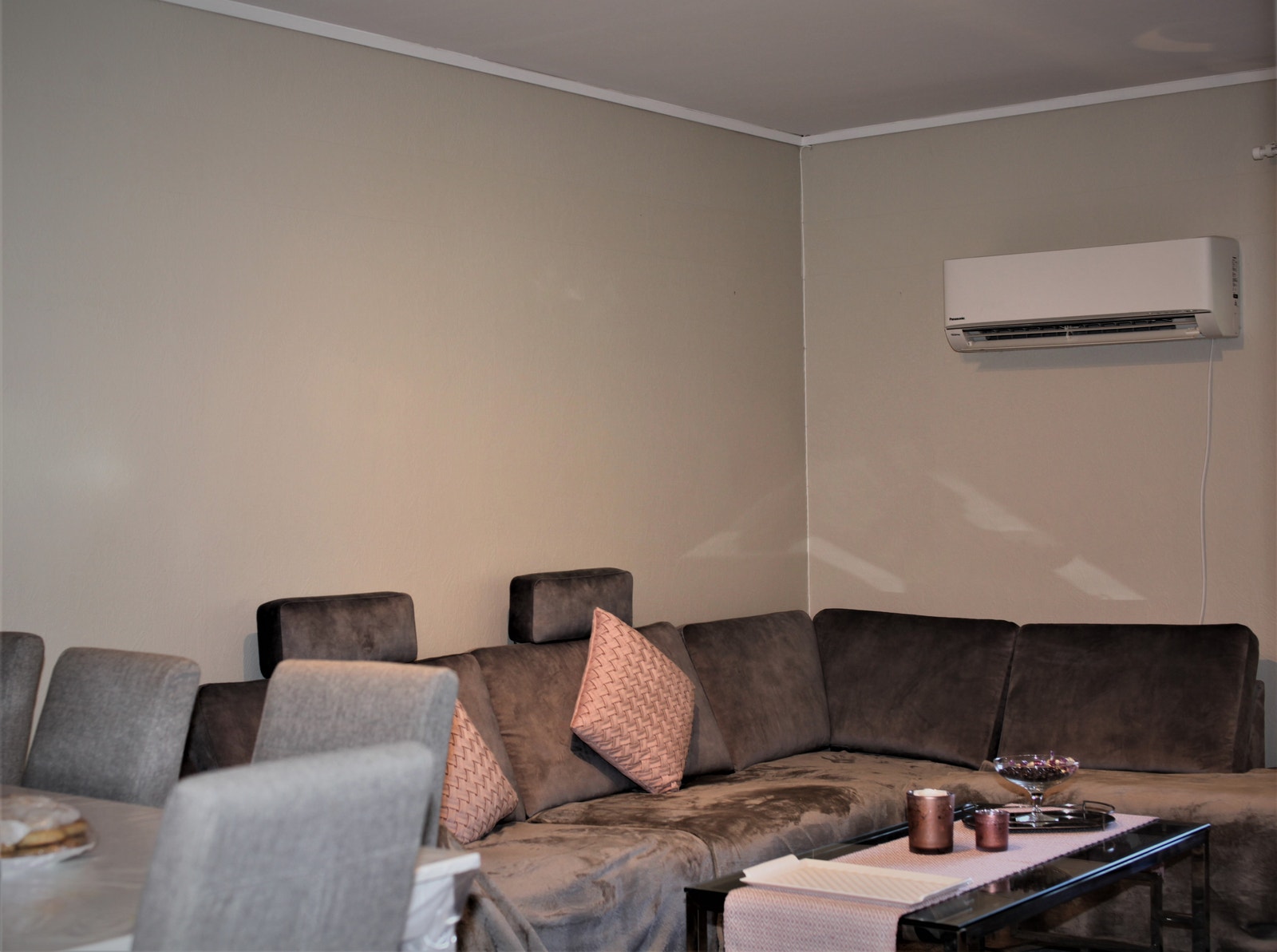 Romslig stue Galleribilde