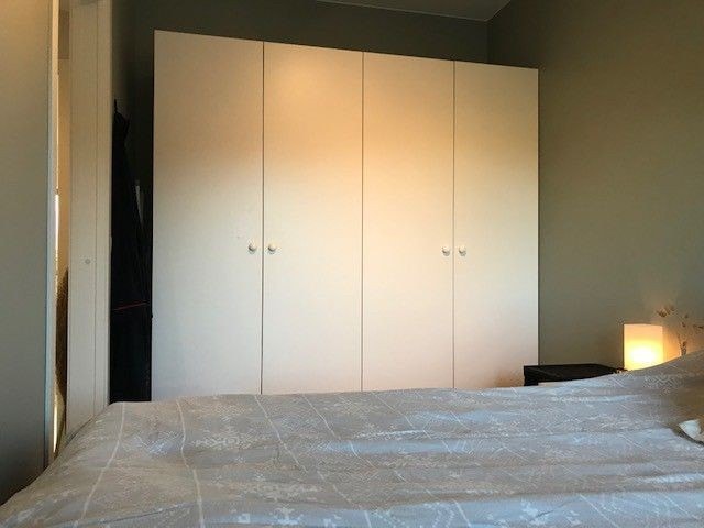 Garderobeskap på soverom Galleribilde