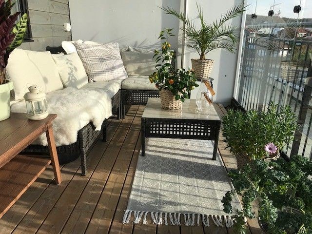 Innglasset balkong (møblene følger ikke med) Galleribilde