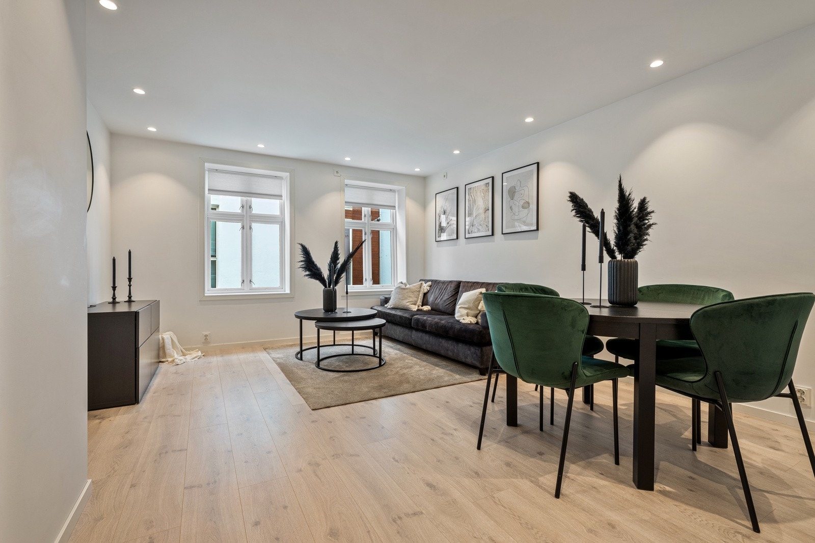 - Lekker leilighet som ble rennovert i 2019 - Galleribilde