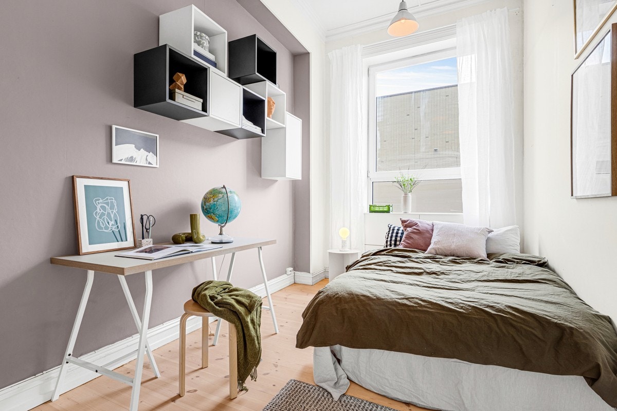 Det andre soverommet har også god plass til seng og tilhørende møblement. Galleribilde