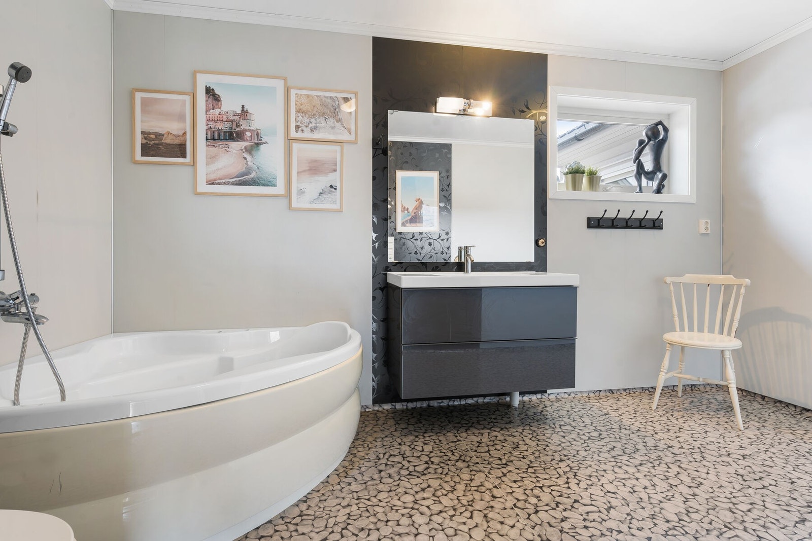 Bad 1 av 2 Galleribilde