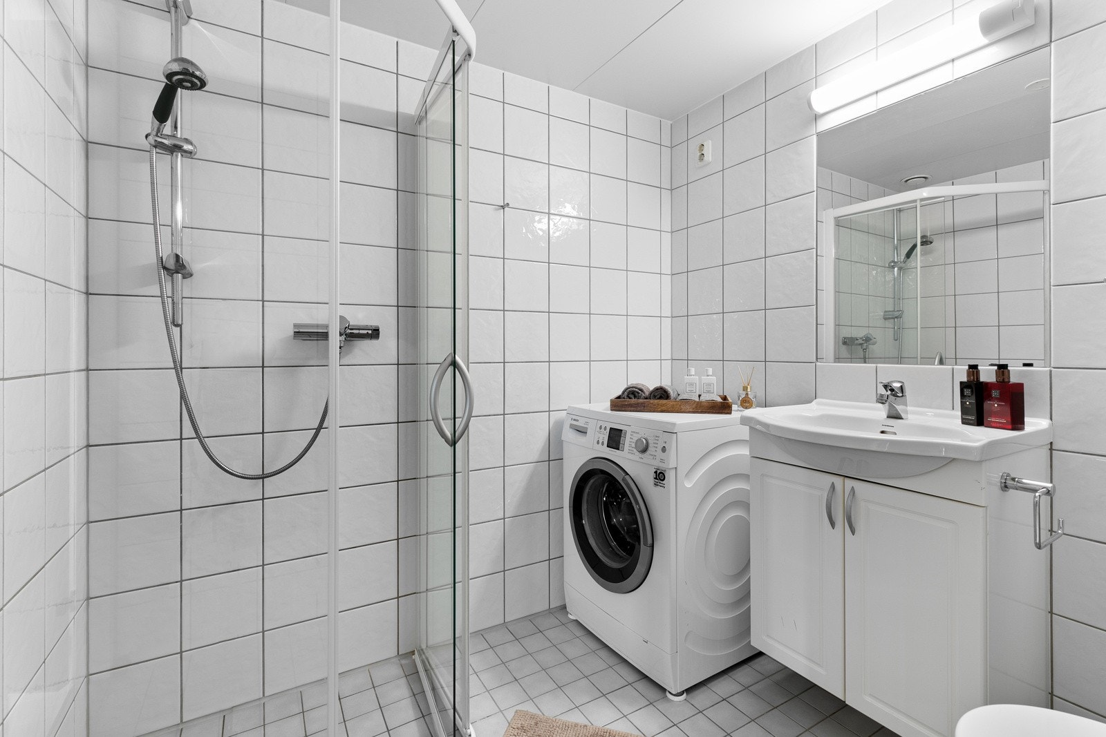 Wc og blandebatteriet i dusjen ble byttet i 2022 Galleribilde