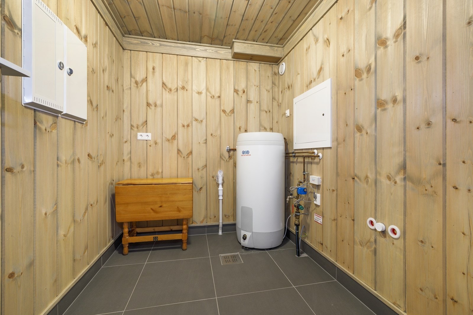 Vaskerom Galleribilde