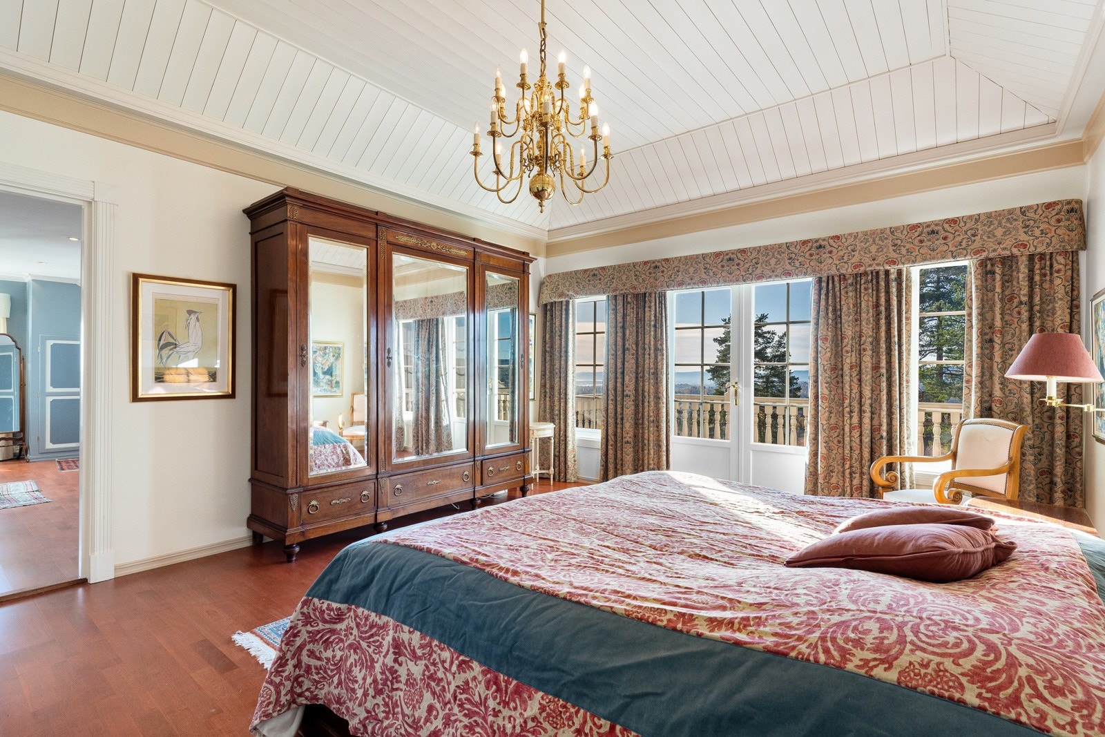 Hovedsoverom med utgang veranda Galleribilde