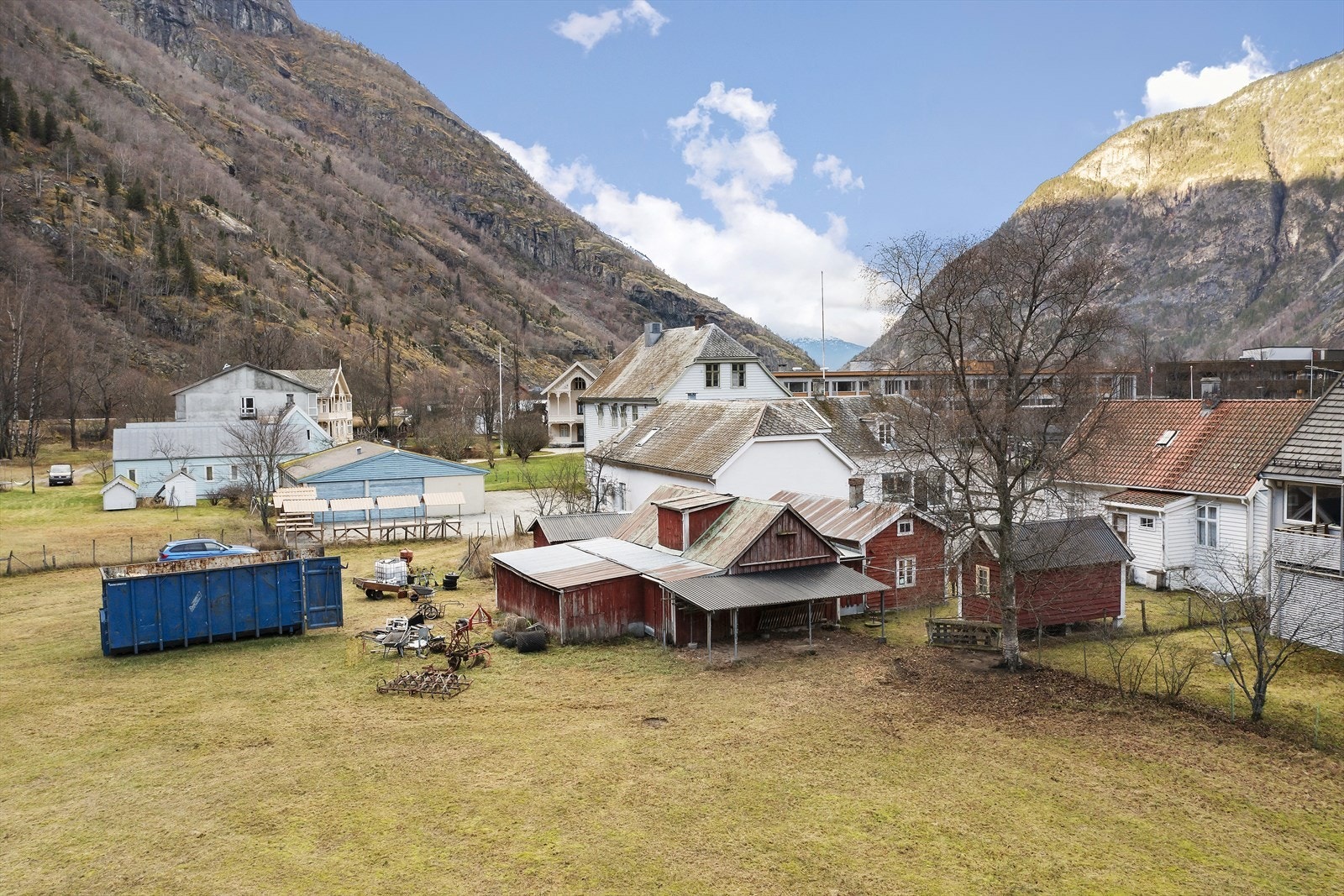 Alle bygningar på eigedomen er SEFRAK-registrert Galleribilde