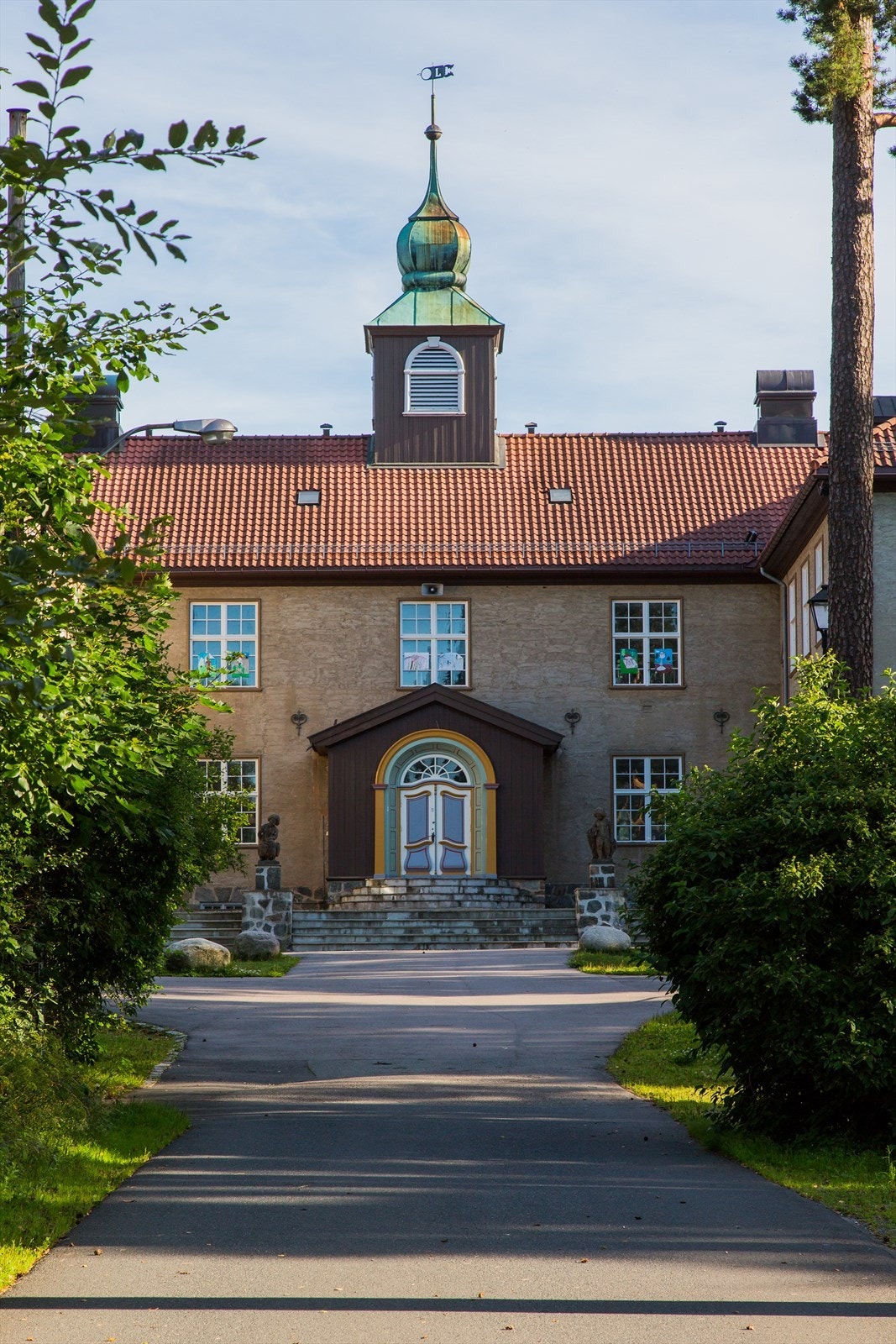 Ljan skole Galleribilde