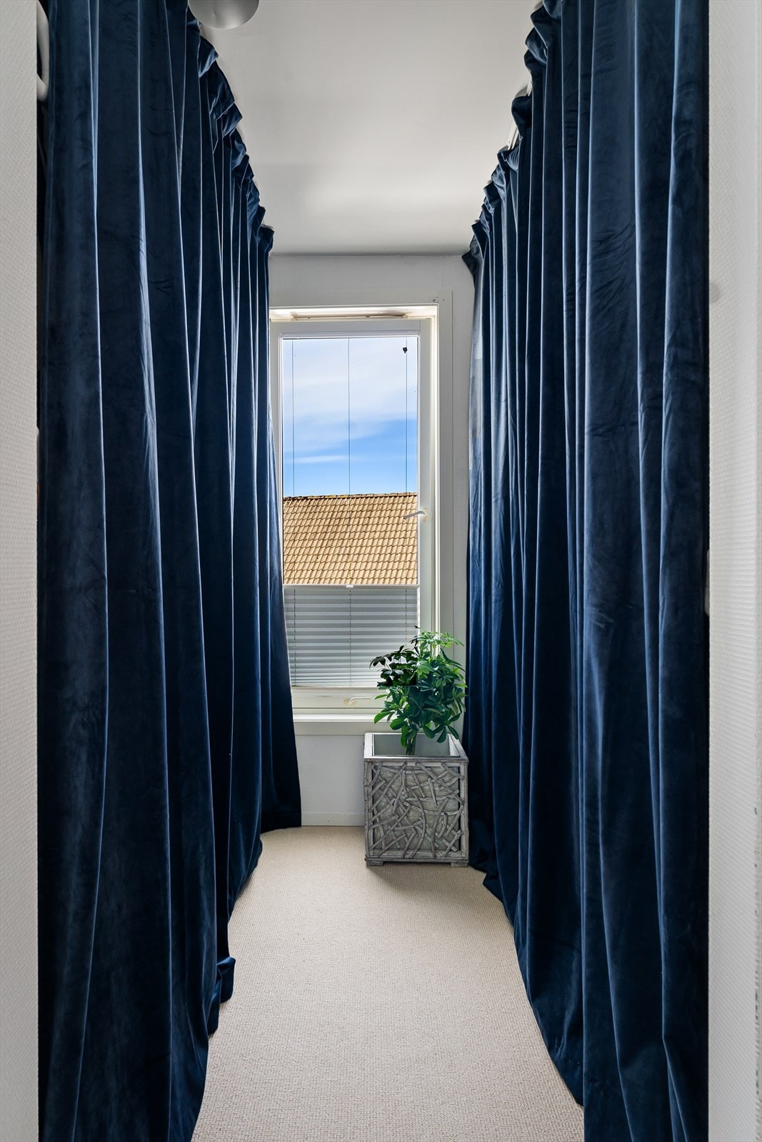 Garderoberom Galleribilde