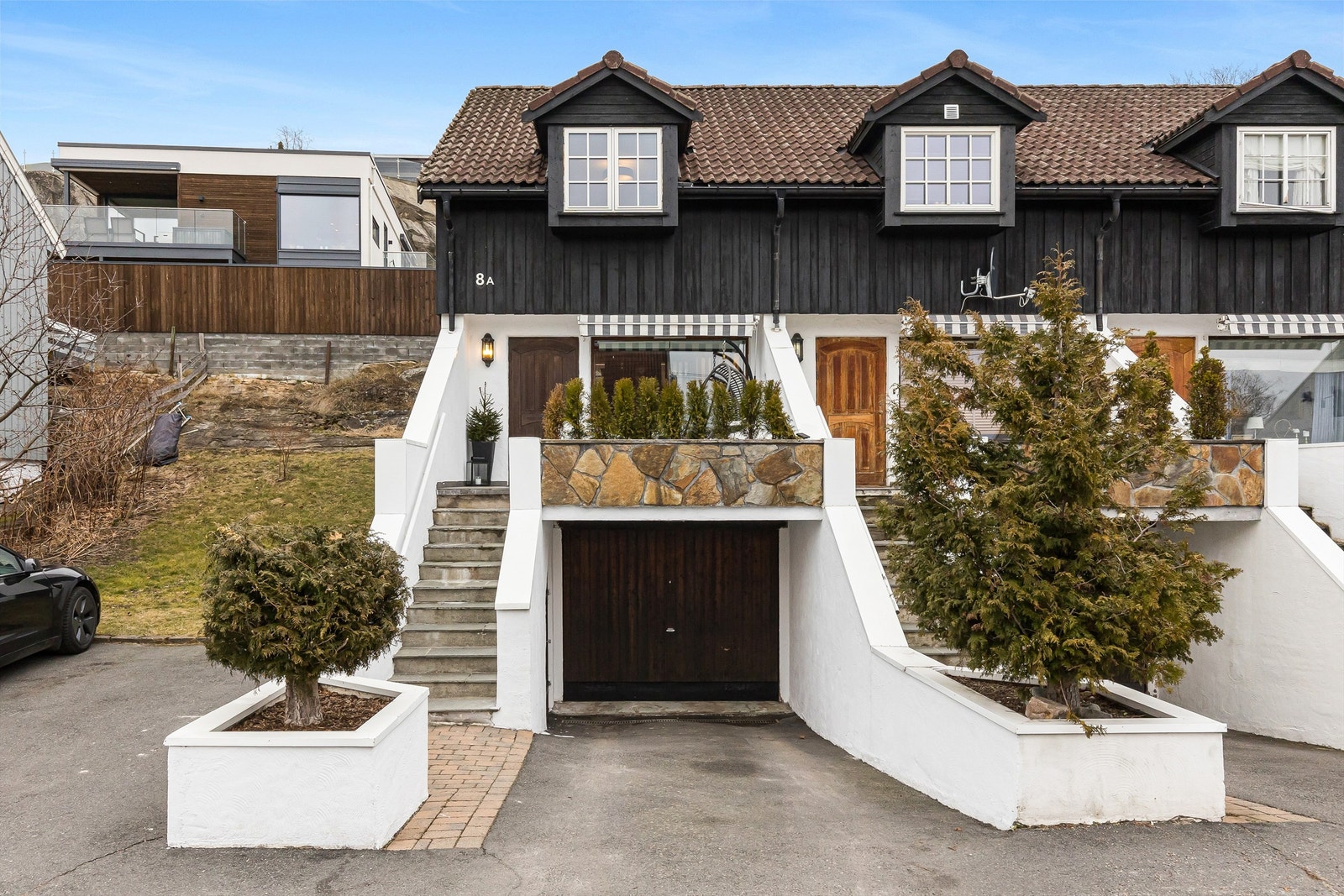 Garasje i kjeller Galleribilde