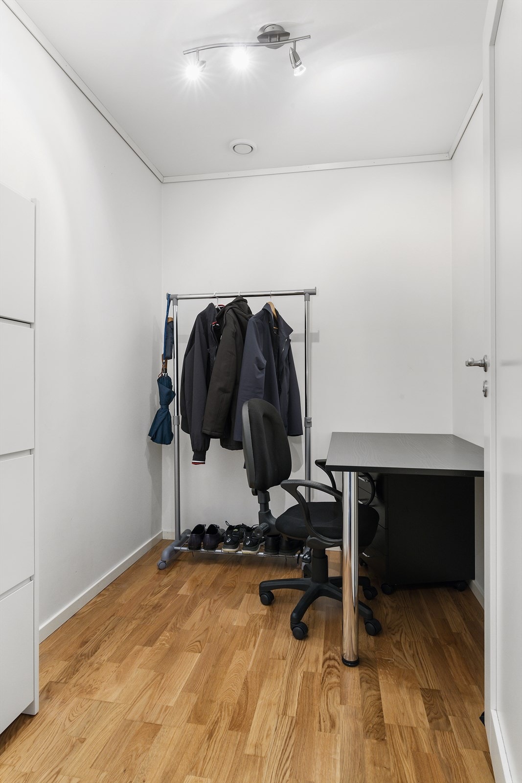 Innvendig bod - Benyttet som kontor av tidligere eier Galleribilde