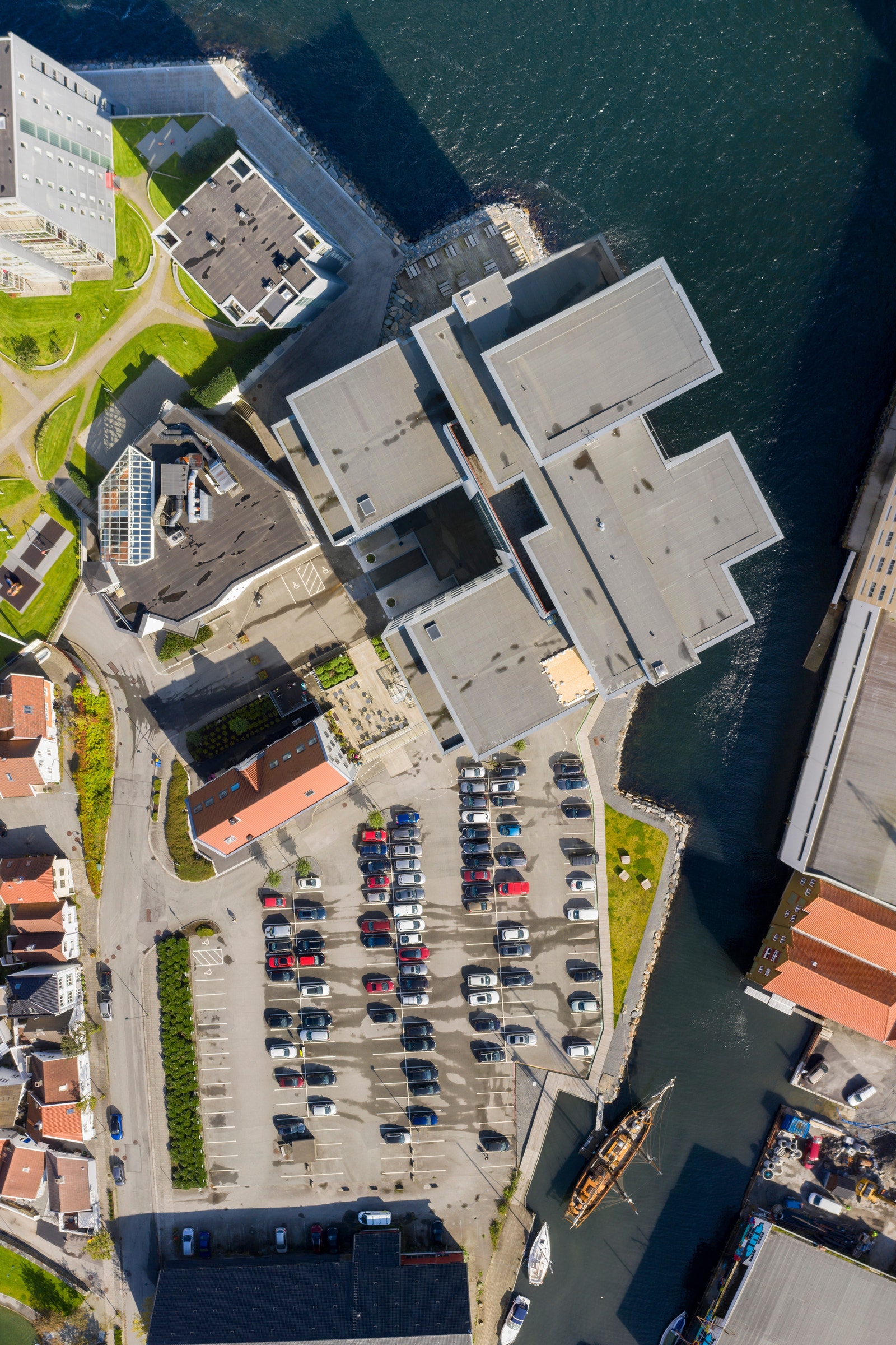 Luftperspektiv - legg merke til god parkering utomhus Galleribilde