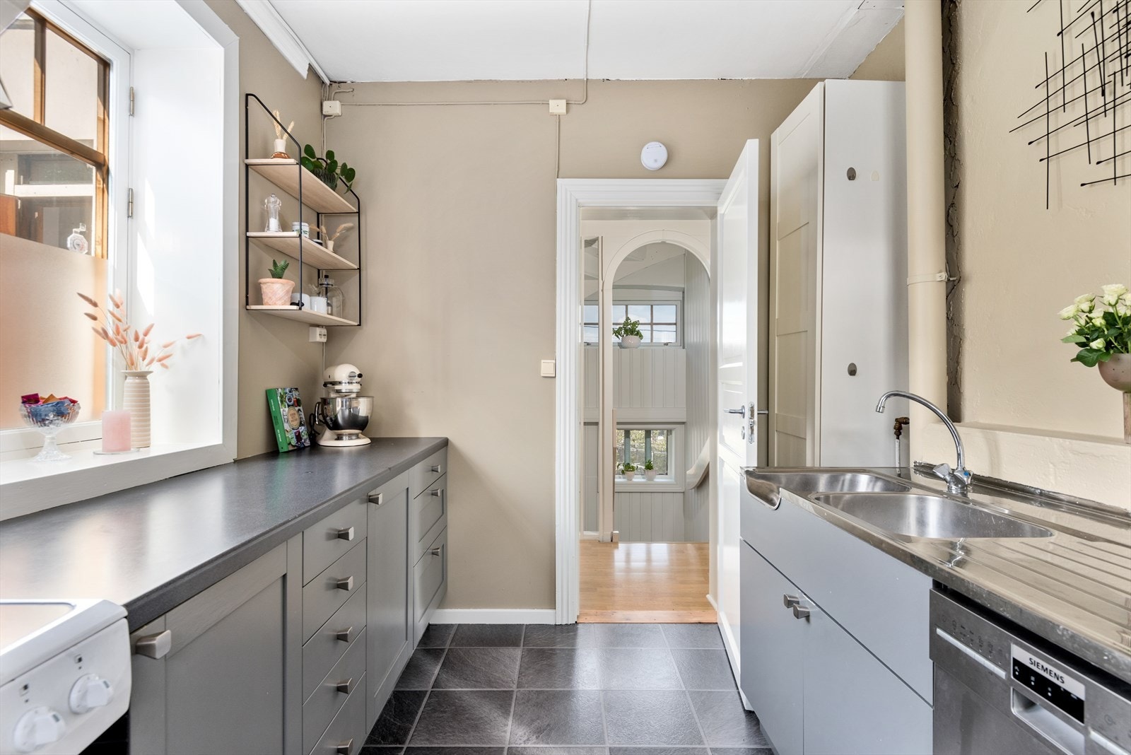 Opplegg for vaskemaskin. Galleribilde