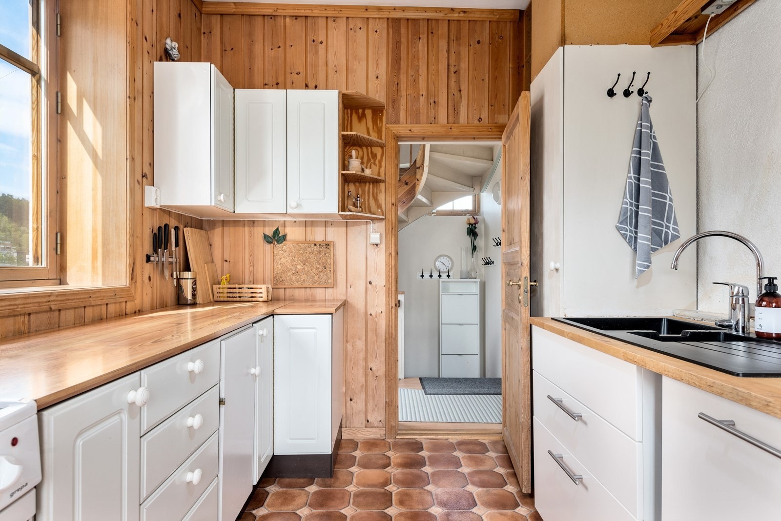 Opplegg for vaskemaskin. Galleribilde