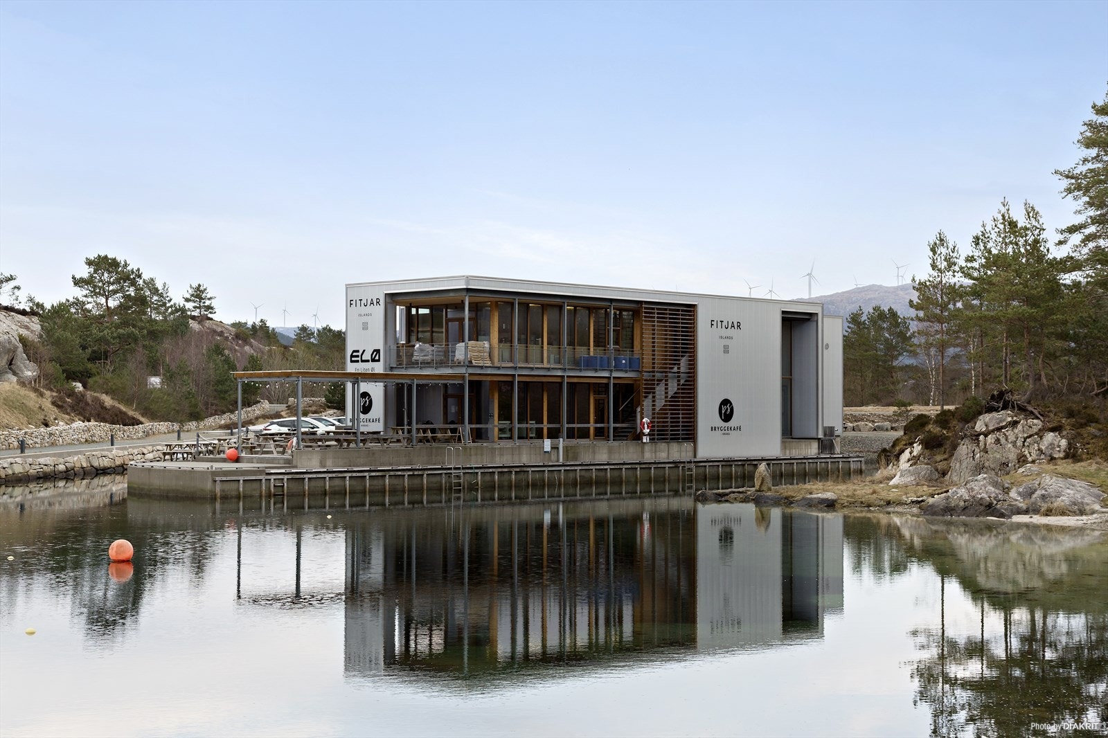 Port Steingard - en populær samlingsplass for hyttefolket Galleribilde
