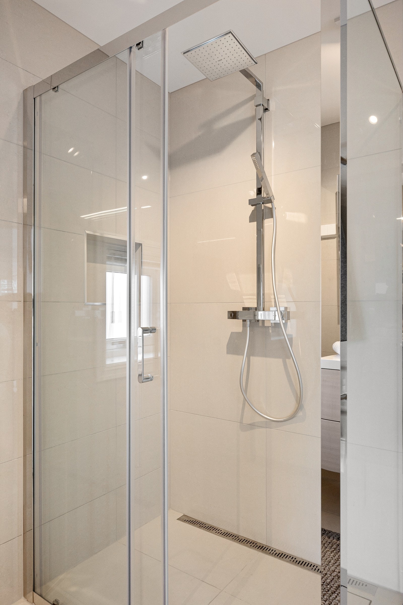 Stor dusjsone Galleribilde