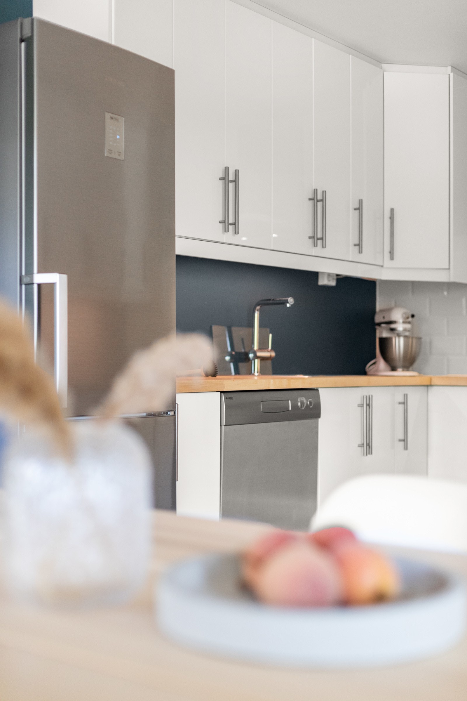 Benkeplate og vask (rør) 2020. Galleribilde