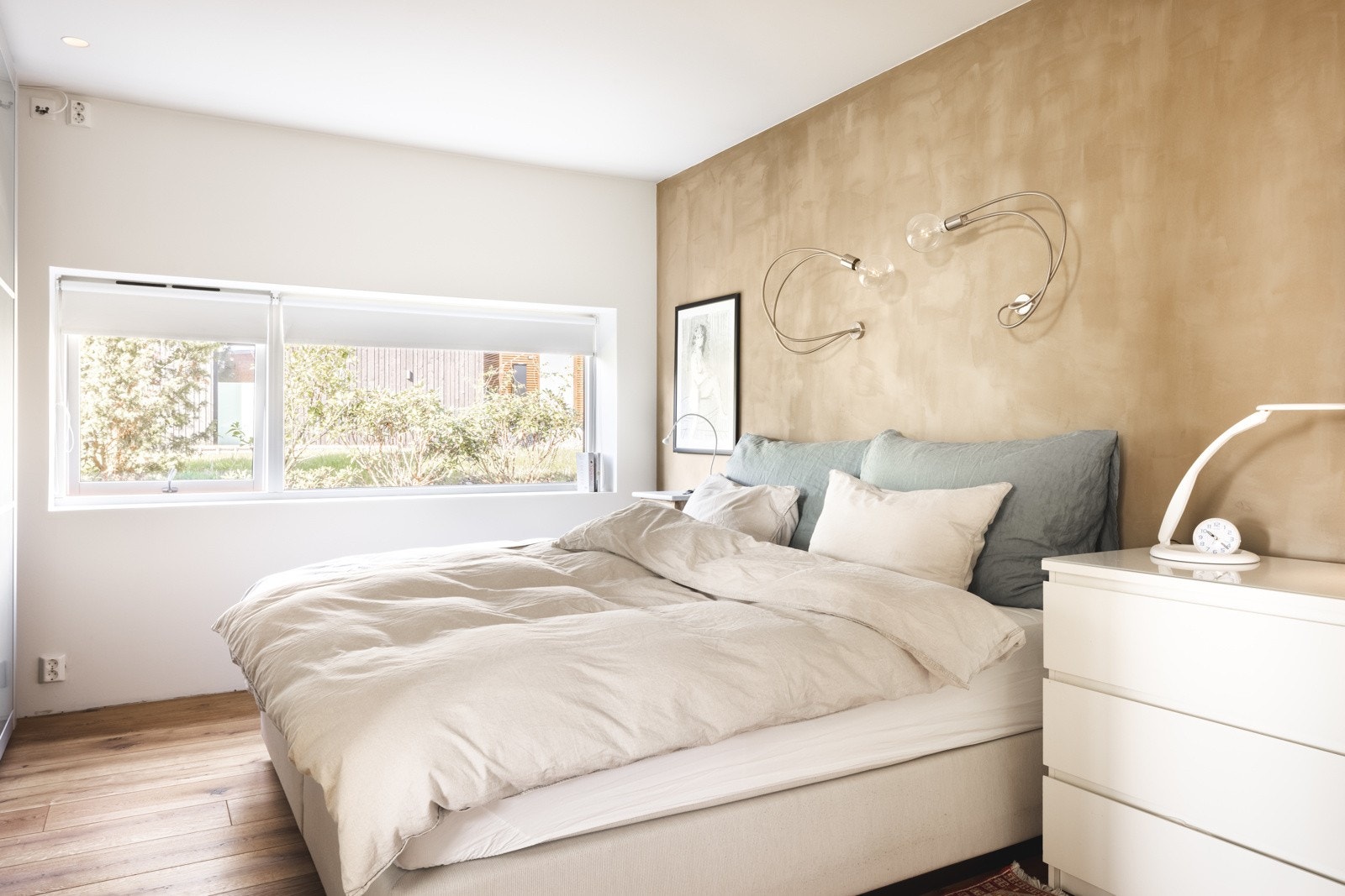 Det er installert balansert ventilasjonsanlegg med varmegjenvinning som gir et godt inneklima Galleribilde