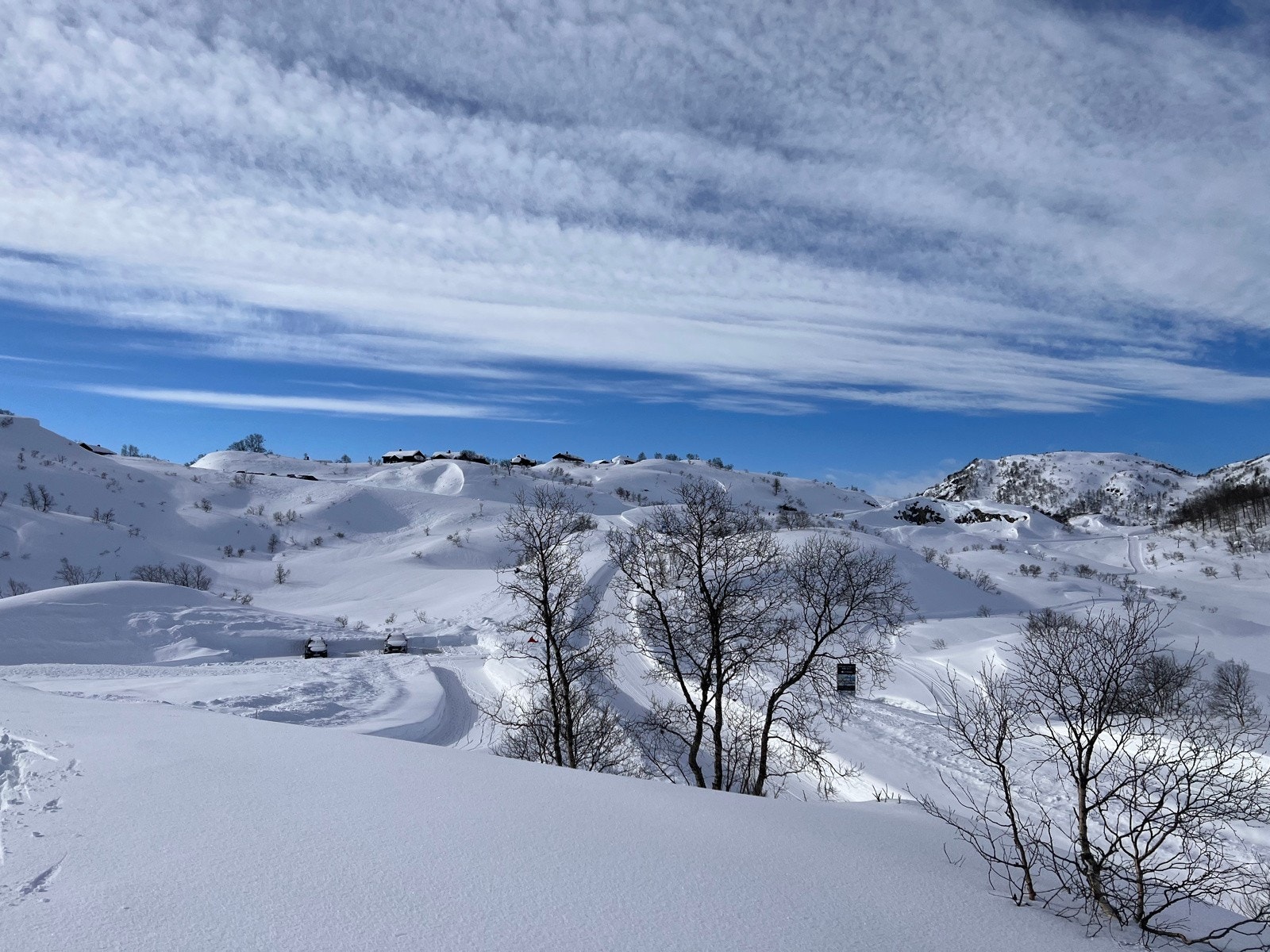 Ådneram byr på majestetiske snødekte omgivelser Galleribilde