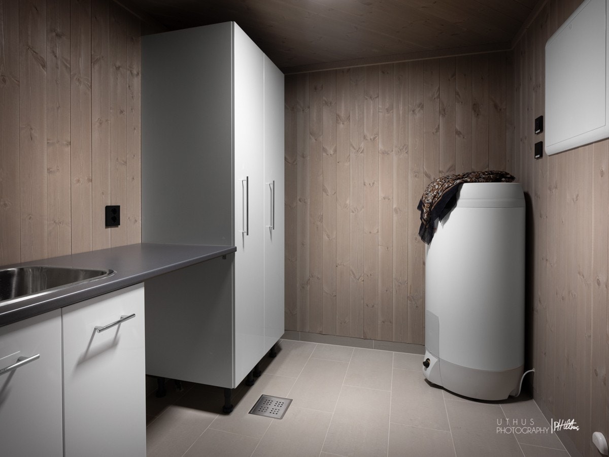 Hytta har et separat vaskerom med fin innredning. Galleribilde