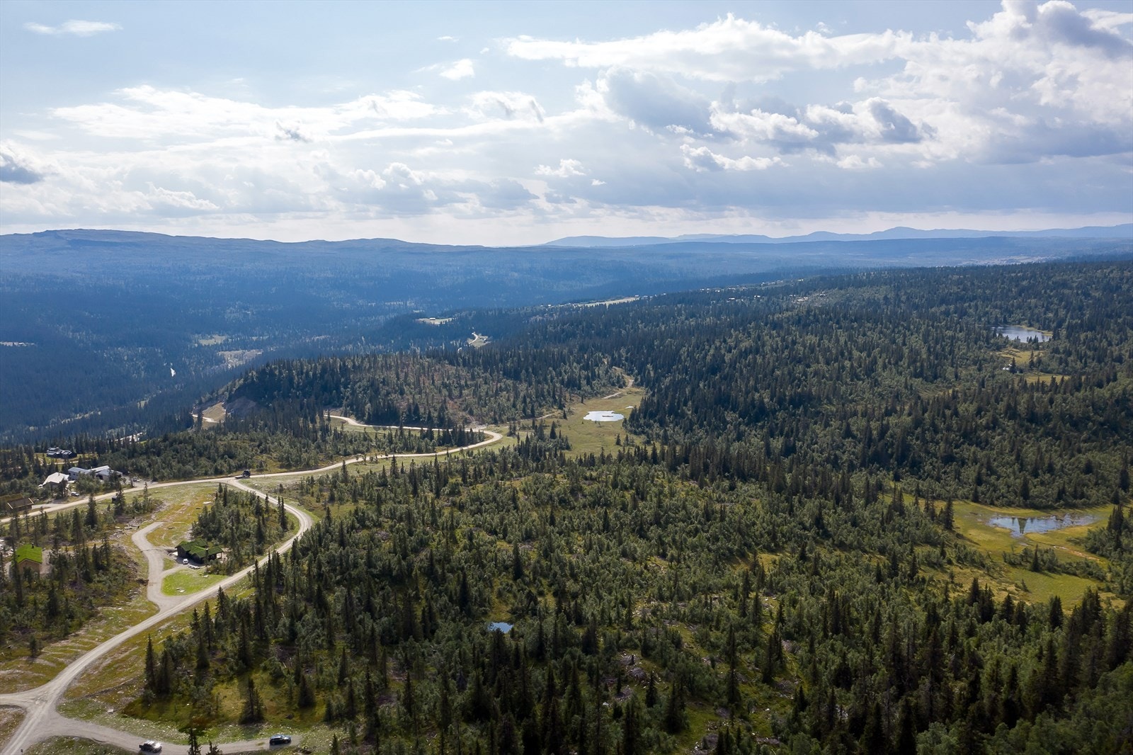 Et fint utgangspunkt for turer både sommer og vinter, med bla. fine sykkelstier. Galleribilde