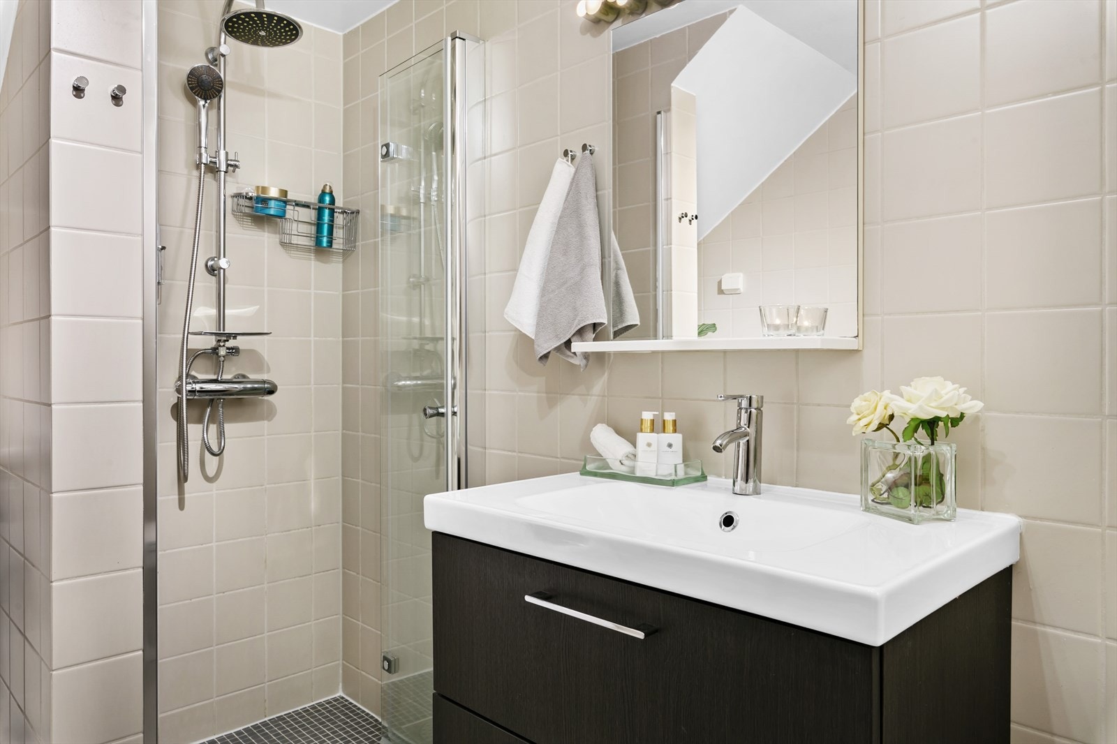 Nye dusjdører fra 2022. Galleribilde