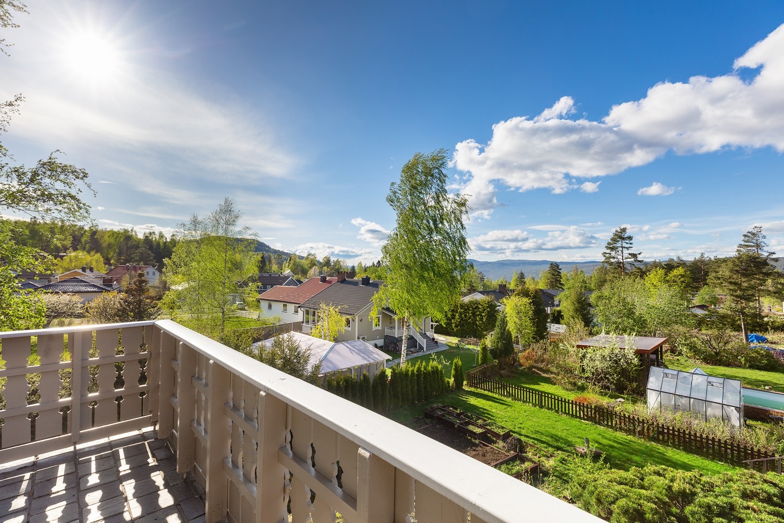 Terrasse med flott utsikt Galleribilde