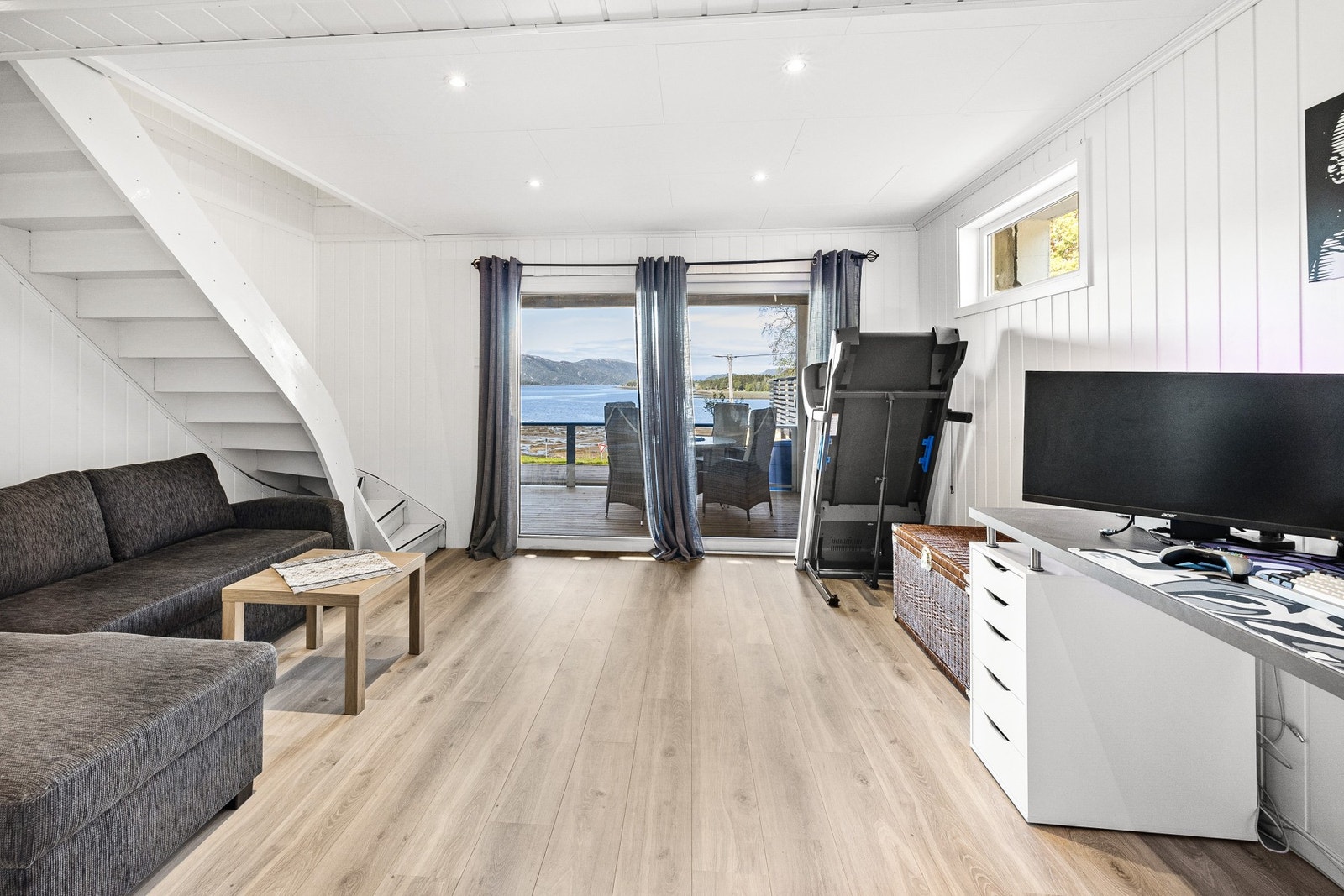 Stue i underetasjen, tilhørende hovedplanet Galleribilde